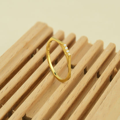 18K Gold Mini Stack Ring - 2S115