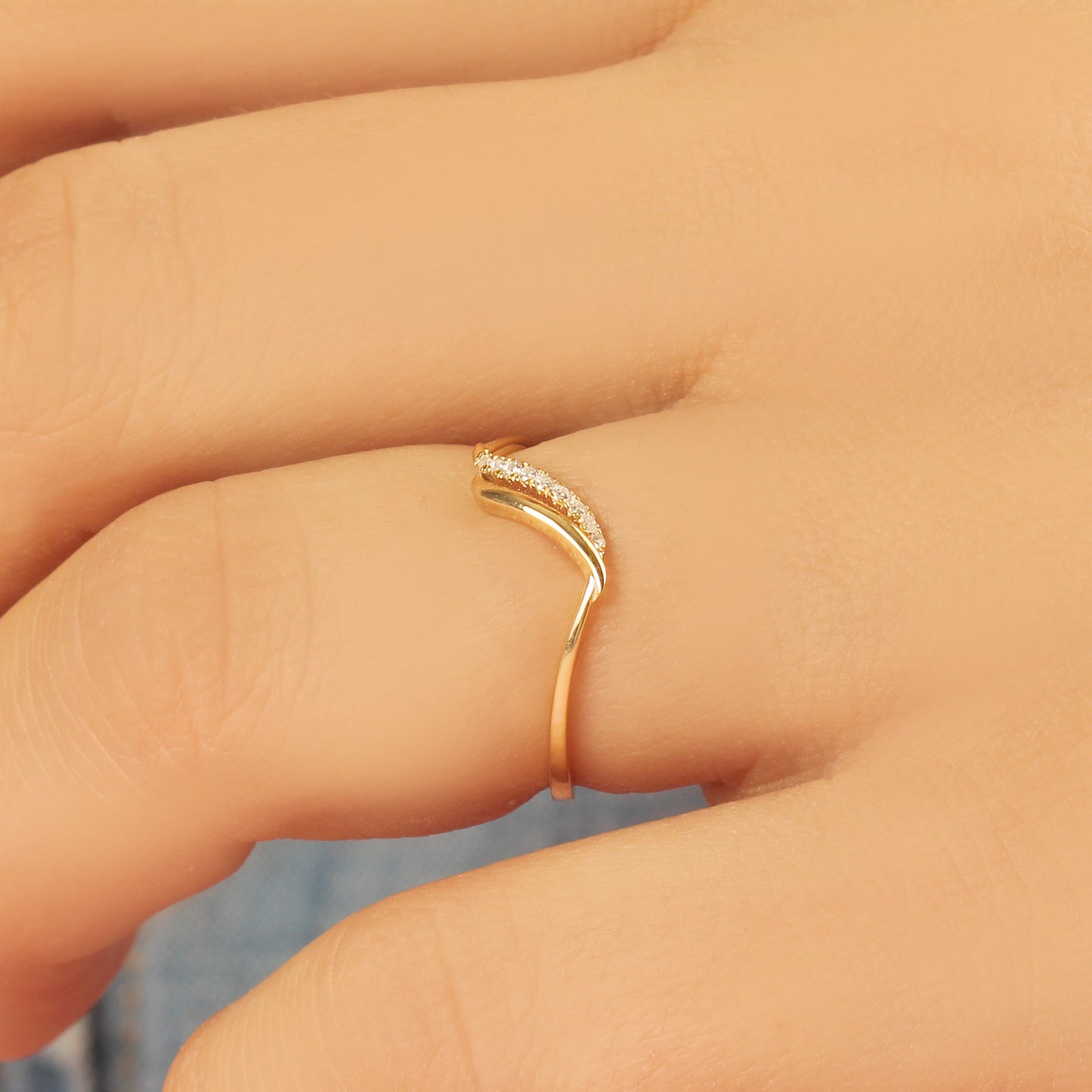 18K Gold Thin Ring - LR119